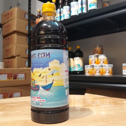 Ảnh 4 Nước mắm Nàng Cơm Đại Long Ngư 12 độ đạm - Chai nhựa 1L - Hương vị truyền thống 135 năm