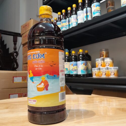 Ảnh 4 Nước chấm Nàng Cơm Long - Chai nhựa 1L - Hương vị truyền thống 135 năm