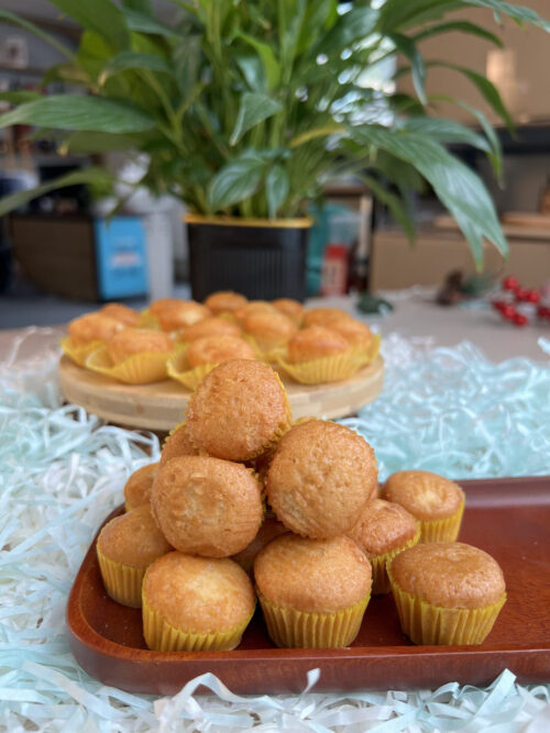 Bánh bông lan vị cam ZCake 180gr - Bánh ăn kiêng thuần chay không đường tinh luyện