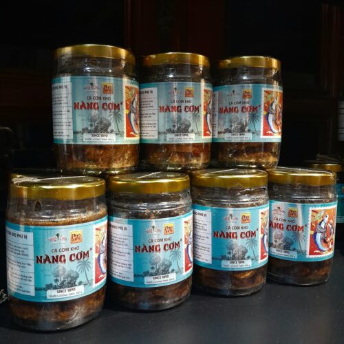 Cá cơm kho Nàng Cơm - Hũ thủy tinh 200gr - Hương vị truyền thống 135 năm