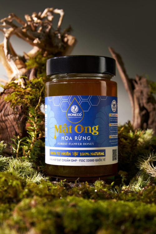 z7435865963917_6487dcd3ae57accd5e9bd1d7ef9283ad Mật Ong Hoa Rừng - Lọ 500g – Tinh Túy Mùa Hè Từ Núi Rừng Phía Bắc
