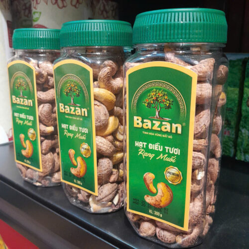 z7479880069501_633aaa19ac56349451a482bf74c2c625 Hạt Điều Rang Muối Bazan - Hộp Nhựa 300g - Chuẩn Vị Bình Phước, Giòn Rụm, Còn Vỏ Lụa
